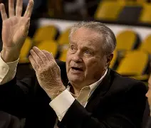 凯尔特人队岌岌可危重用主将替补