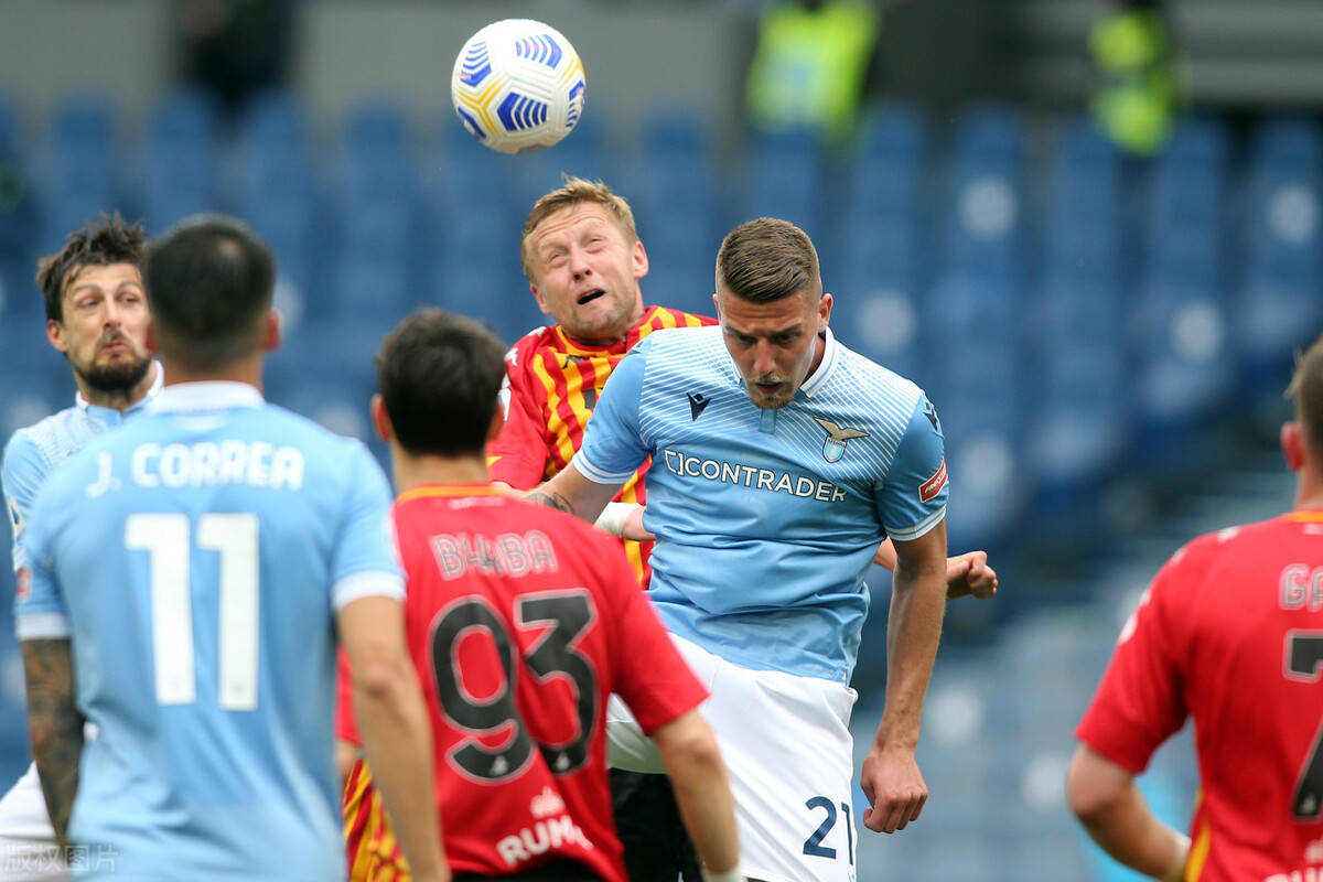 南亚劲旅大胜东亚球队，闯入淘汰赛(东南亚足球冠军联赛)